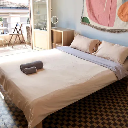 Guest house Cozy Esthers S With Balcony *